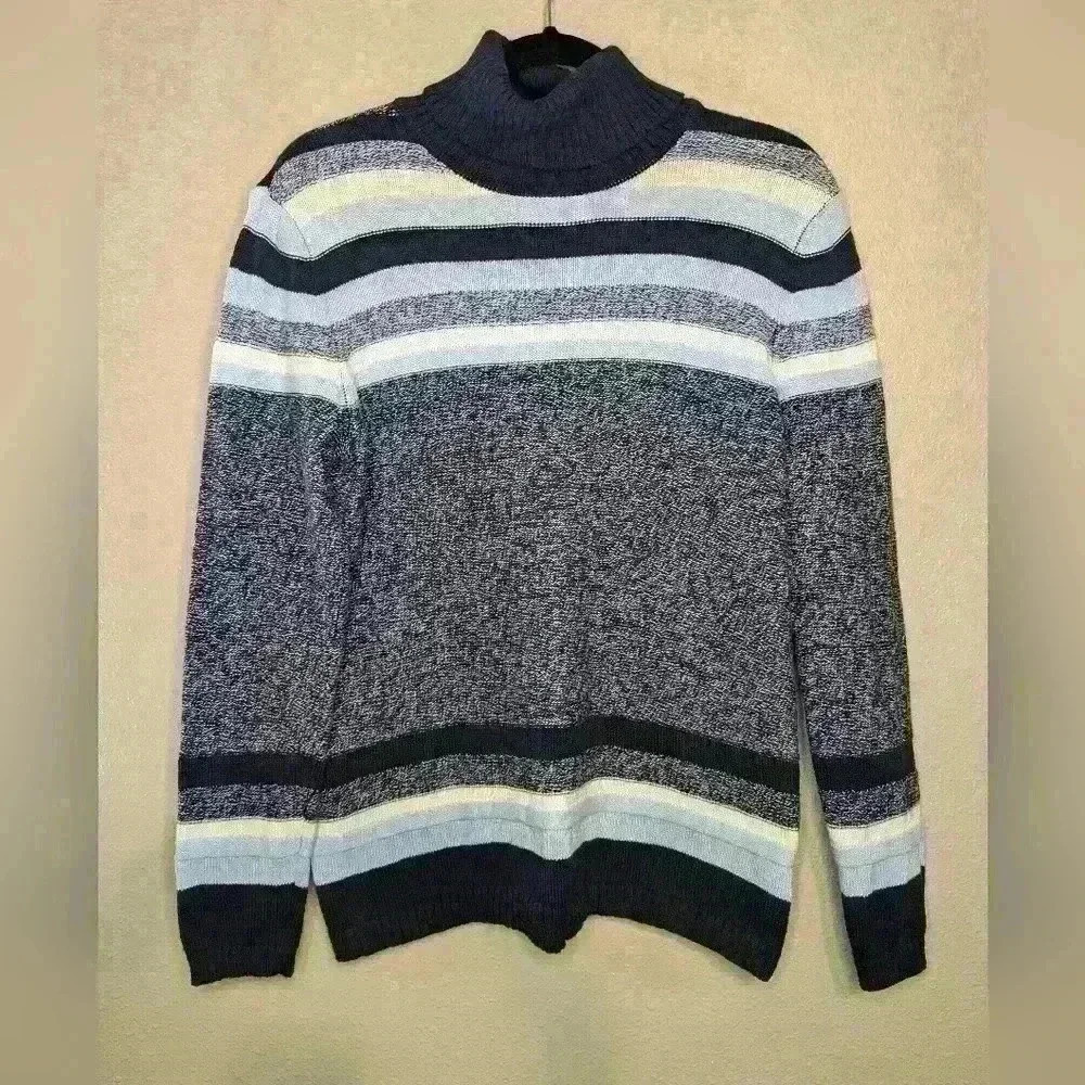 Karen Scott blue/gray stripped turtle neck sweater size medium 100% cotton